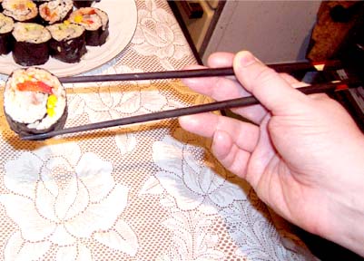 как правильно держать китайские палочки